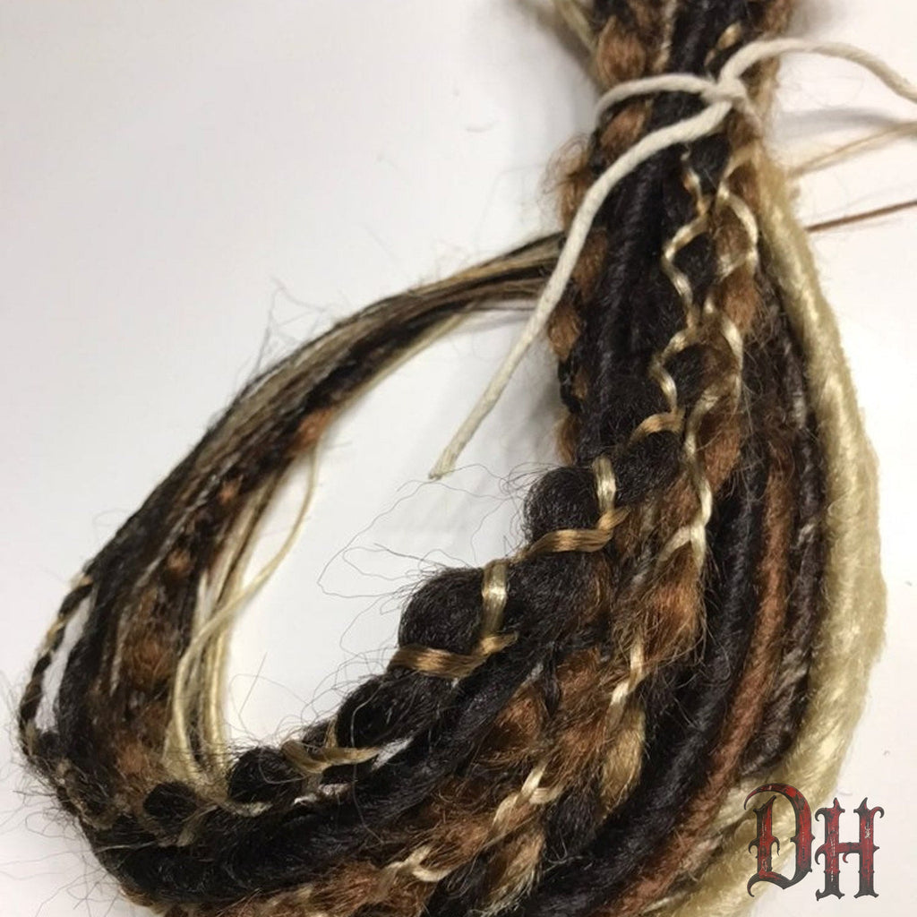25 SE Mix Dreads Dreadlocks Hair Extensions Blonde Brown Auburn