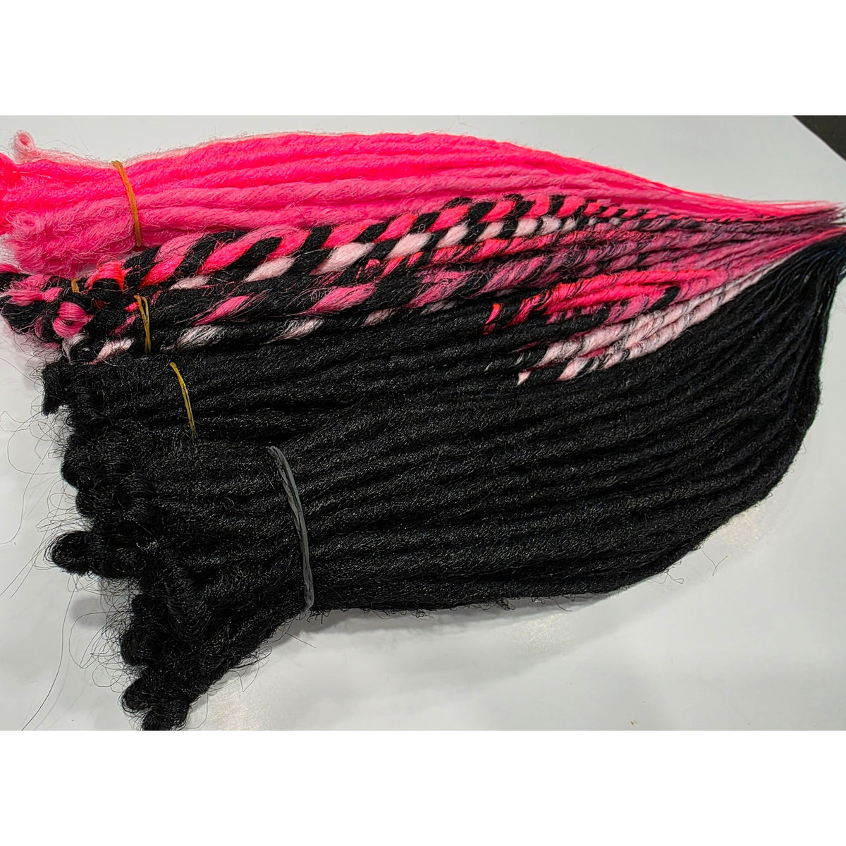 95 SE Single Ended Black & Pink Synthetic Dreads Dreadlocks Hair Extensions